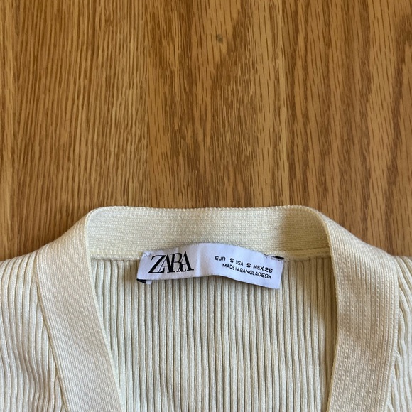 Zara Cream Ribbed Button-Up Top - Picture 3 of 5
